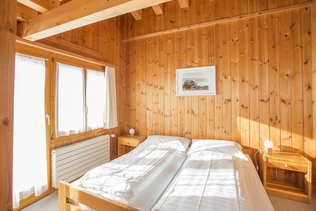 Hostel Berghaus Nagens Flims Exterior foto