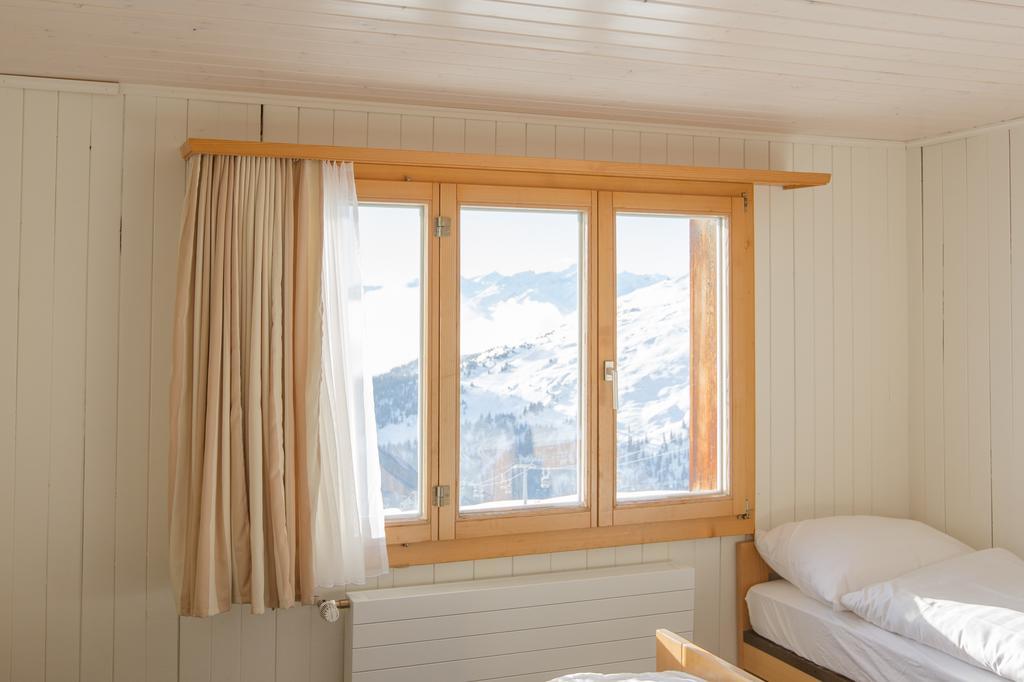 Hostel Berghaus Nagens Flims Exterior foto
